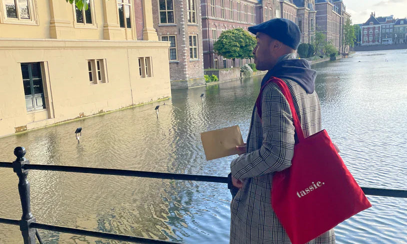 Date Ideeën in Den Haag: Een Tassie voor een romantisch uitje in Den Haag